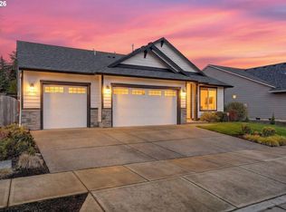 4233 E Willakenzie St, Newberg, OR 97132