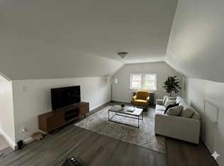 337 Warburton Ave FLOOR 3, Yonkers, NY 10701