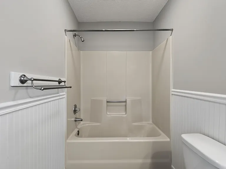 5113 Glenwood Way — Photo 20