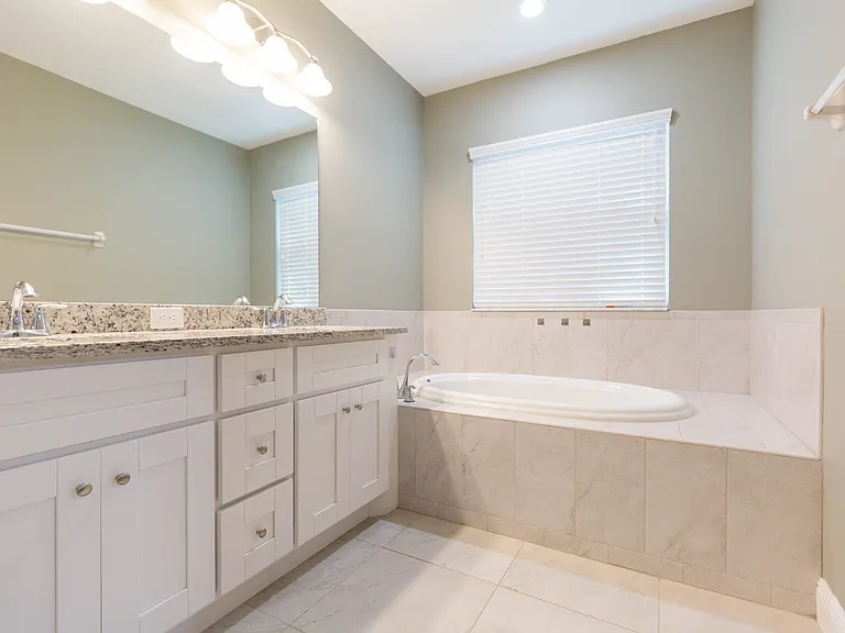 1005 New York Ave — Photo 16