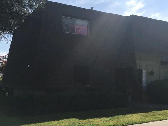 5748 Hillsdale Blvd, Sacramento, CA 95842