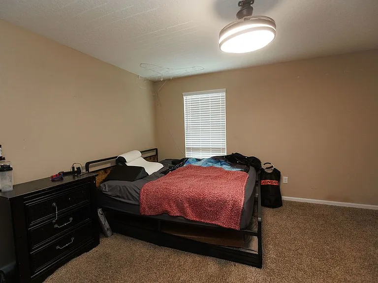 5457 Luella St — Photo 10