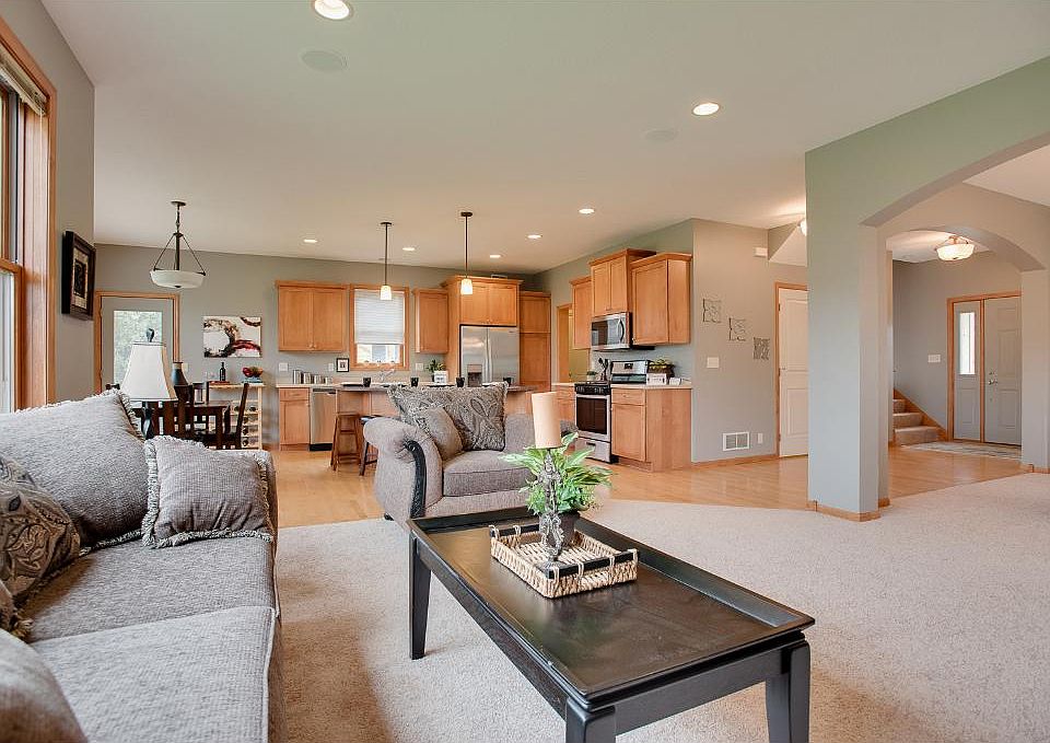 1st image of 1840 Deephaven Dr