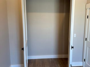 32 W Bridge St #202, Catskill, NY 12414