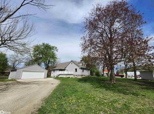 1026 Pleasant St, Forest City, IA 50436