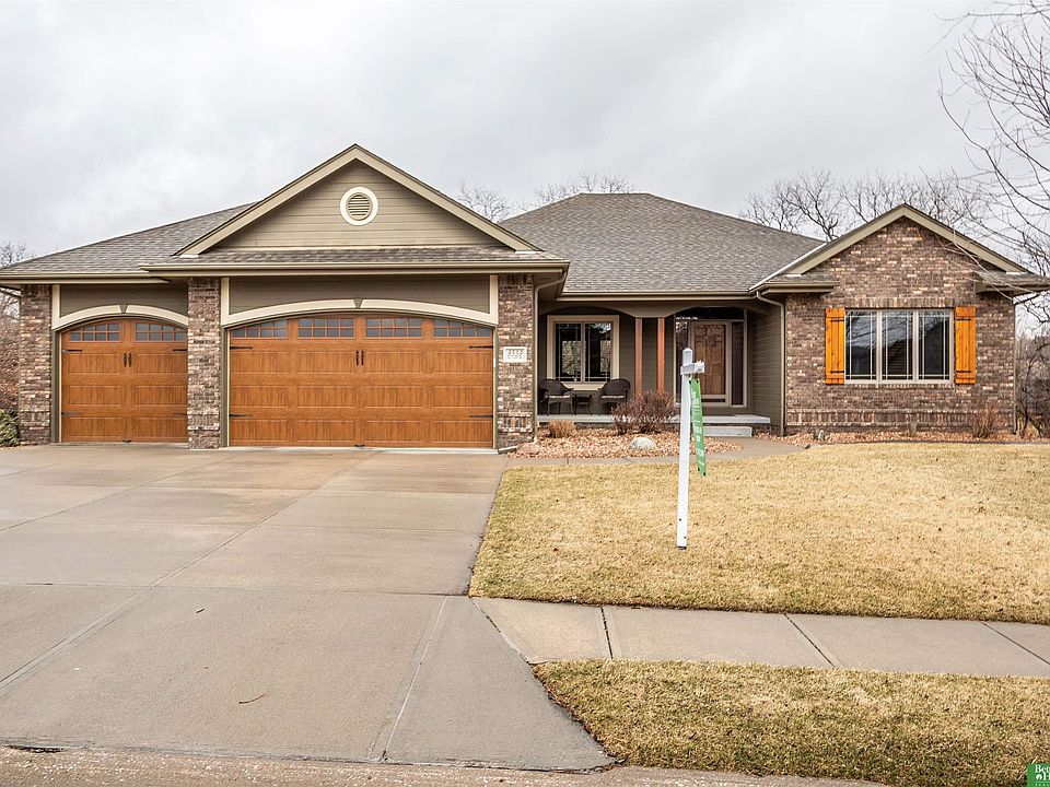 8539 S 103rd St, La Vista, NE 68128 Zillow
