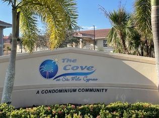 8555 Bernwood Cove Loop APT 112, Fort Myers, FL 33966