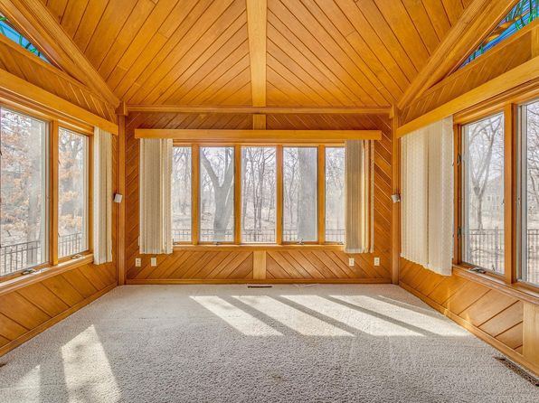 11658 Meadow Ln NE, Blaine, MN 55449