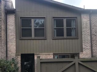 51 Winged Foot Dr, Reading, PA 19607