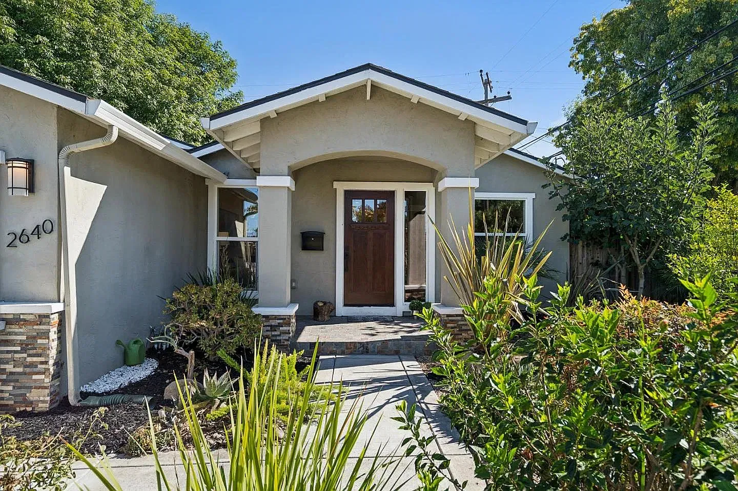 3 bed, 1742 sqft, $5,500 — Photo 1