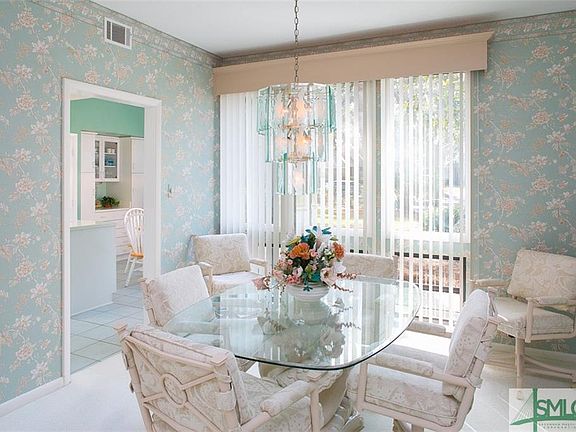 5th image of 23 Dame Kathryn Dr