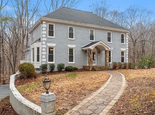 9132 Sutherland Ct, Raleigh, NC 27615