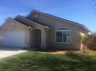 2365 S Sabre Ave, Fresno, CA 93727