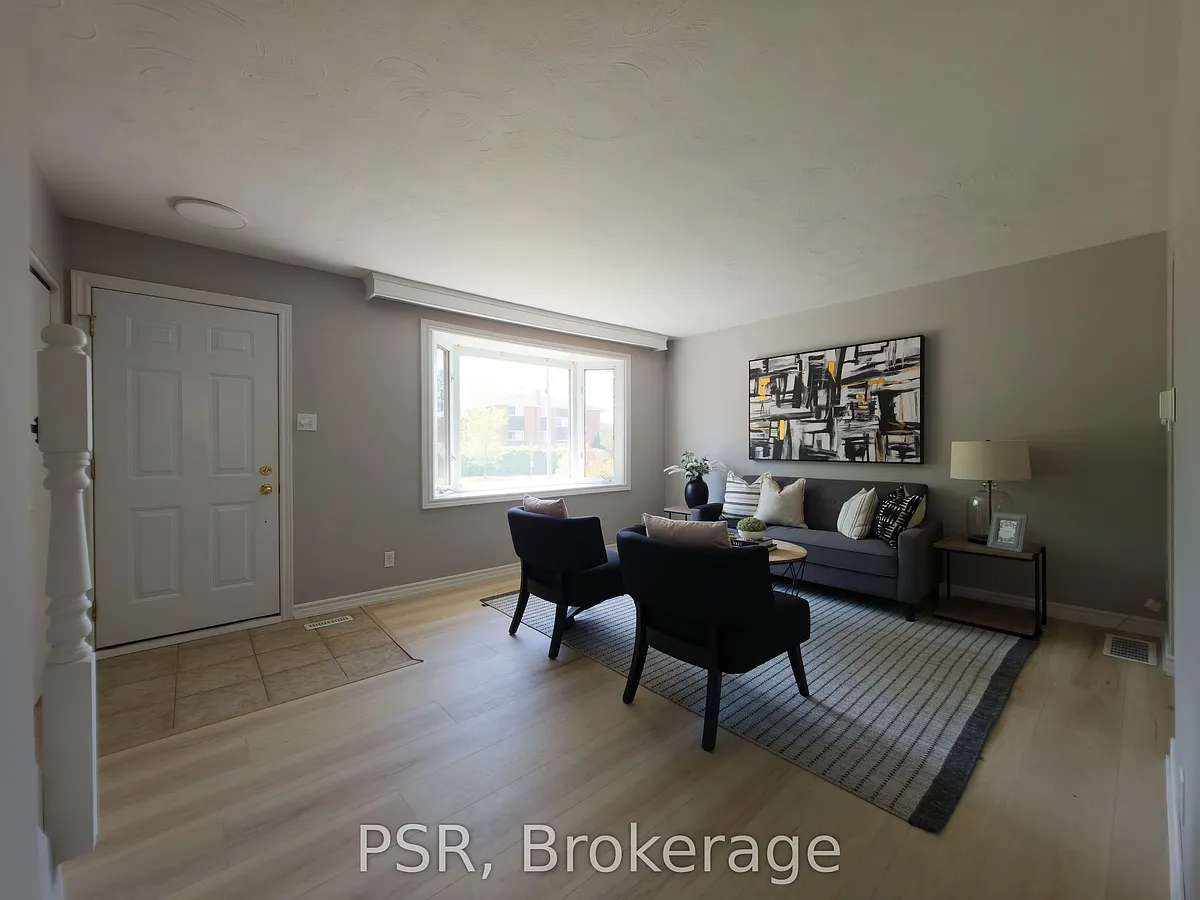 Building Photo - 11 Elmsdale Dr