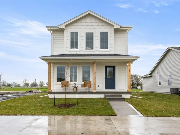 321 Freedom Way, Knoxville, IA 50138