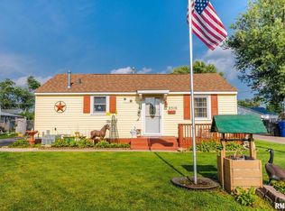 2316 47th St, Moline, IL 61265