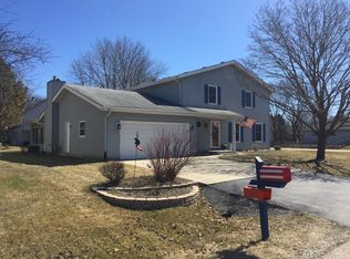 5625 Meadows Dr N, Racine, WI 53402