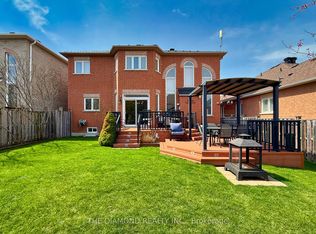 9 Amos Ct, Markham, ON L6E2E9