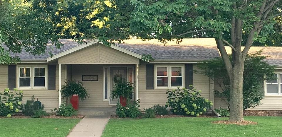 1601 Garfield St Beatrice NE 68310 Zillow