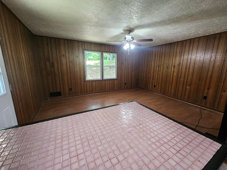 10786 Brown Bridge Rd — Photo 16