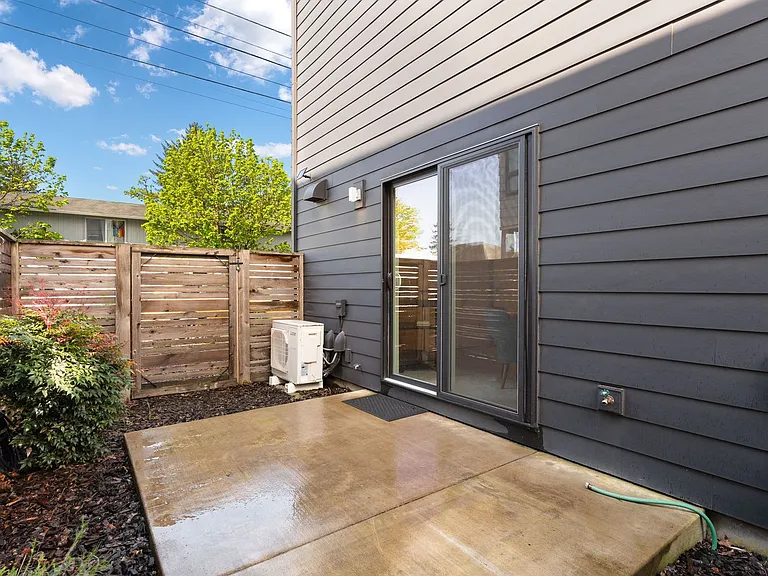 7204 SE Steele St — Photo 33