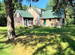15 Cook Rd, Tisbury, MA 02568