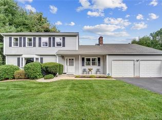 33 Alexander Pl, South Windsor, CT 06074