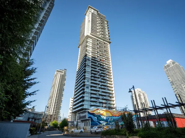 567 Clarke Rd #1301, Coquitlam, BC V3J 0K7
