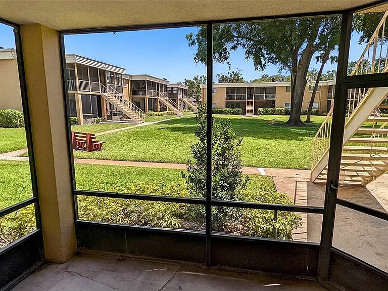 1000 Lake Of The Woods Blvd #C103 — Photo 5