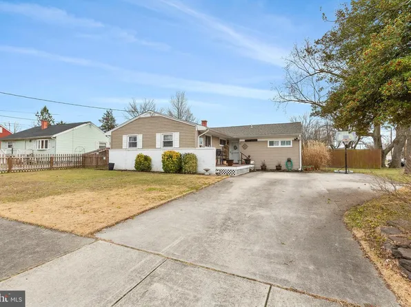 6 Paterson Ave, Pennsville, NJ 08070
