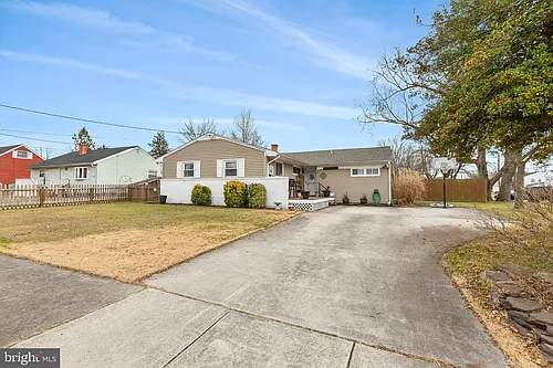 6 Paterson Ave Photo 1