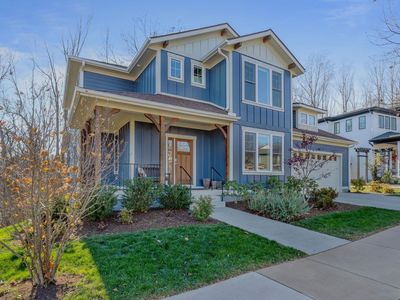 521 Lochlyn Hill Dr, Charlottesville, VA, 22901