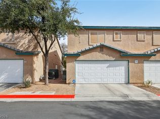 5240 Steinbrenner Ln, Las Vegas, NV 89118