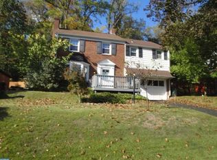 740 Castlewood Rd, Glenside, PA 19038
