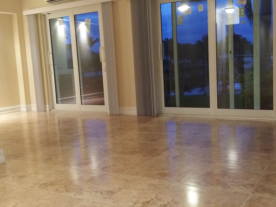 1st image of 2311 NE 36th St APT 1E