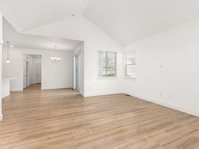 6121 Zebulon Pl — Photo 5