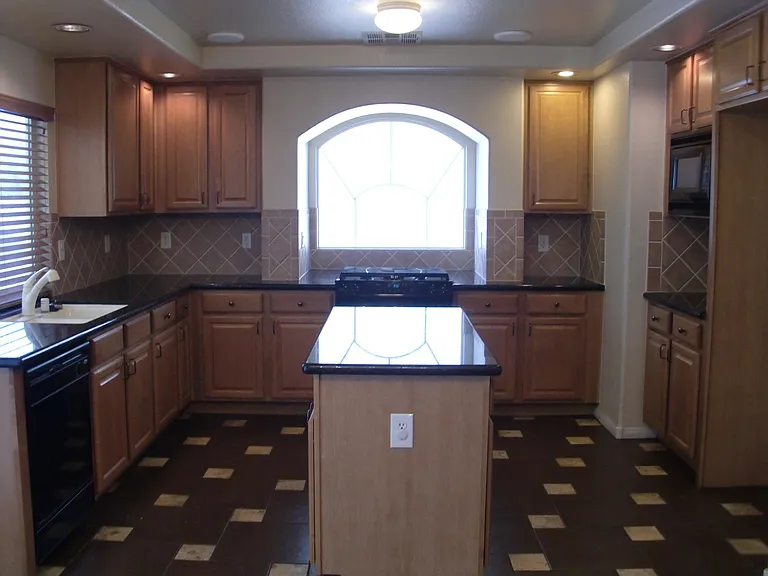 10611 Timber Stand St — Photo 2