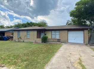 1633 Pinewood Dr, Corpus Christi, TX 78412