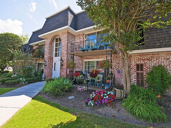 3rd image of 220 Countryside Ln #83d5adbc2