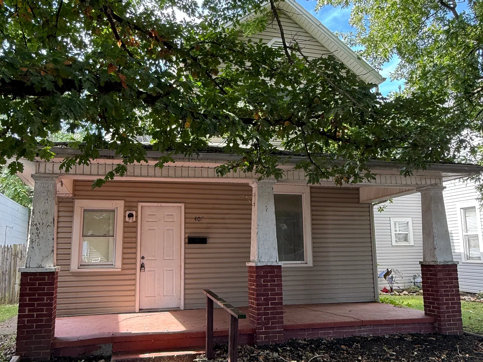 4 bed, 1500 sqft, $1,550 — Photo 1