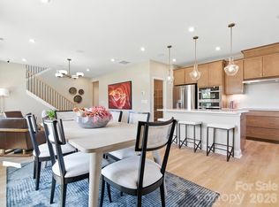 454 Nash St, Fort Mill, SC 29715