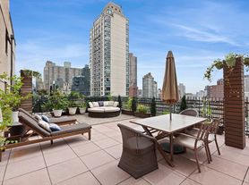 240 E 76th St, New York, NY