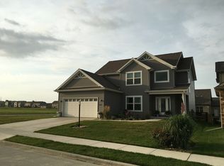 2802 W School St, Dunlap, IL 61525