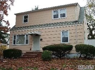 2279 Ludlam Ave, Elmont, NY 11003
