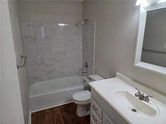 1832 Harvard Ave — Photo 13