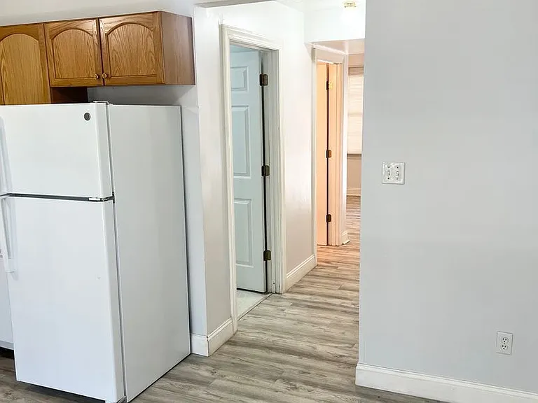 2527 S 18th St #1 — Photo 10