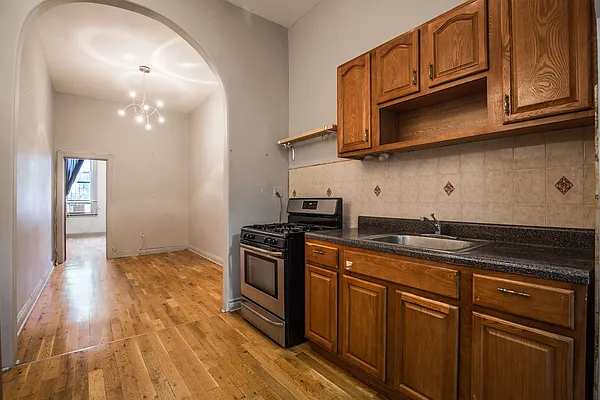 Rented by Nooklyn NYC LLC | media 63