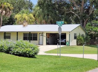 691 Lawson St, Sebastian, FL 32958