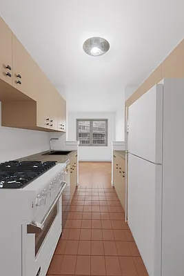 Sold by Douglas Elliman | media 10