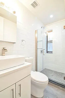 Rented by Benyamin Fattakhov, LREB | media 7